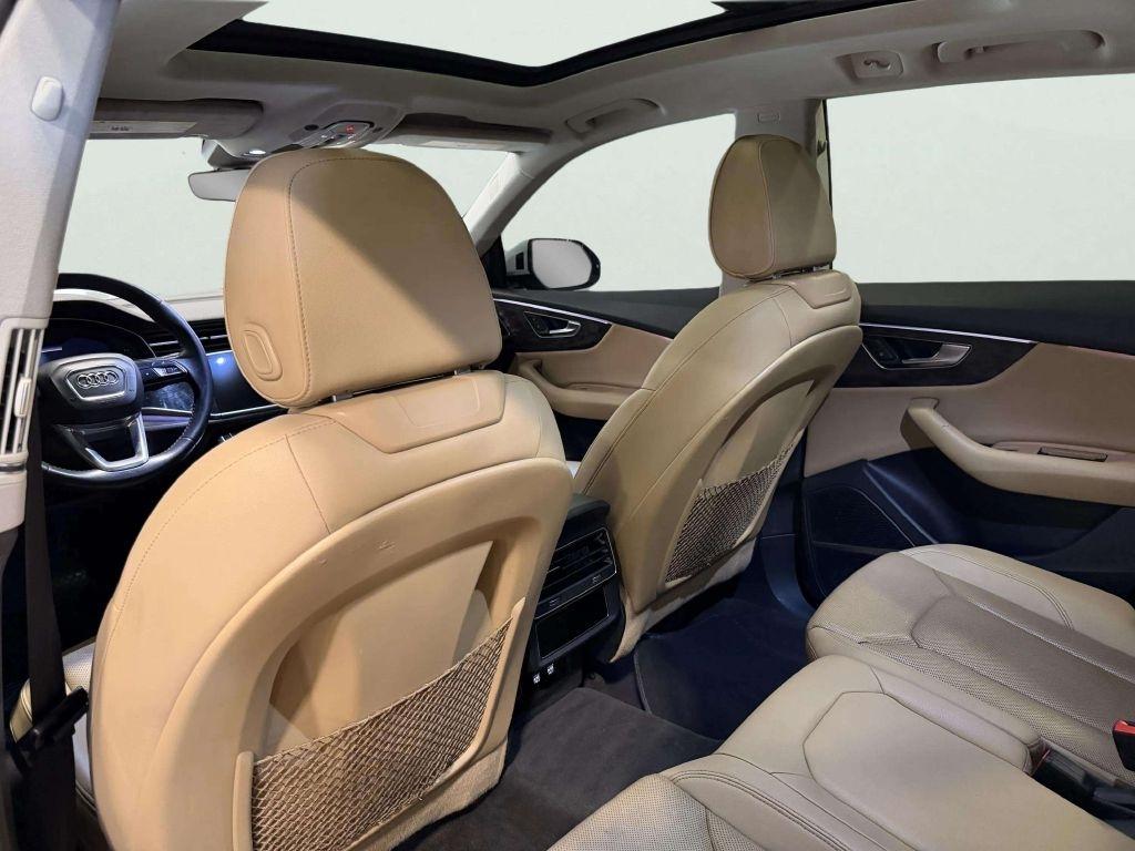 Audi Q8 Premium Plus 55 TFSI quattro 2019