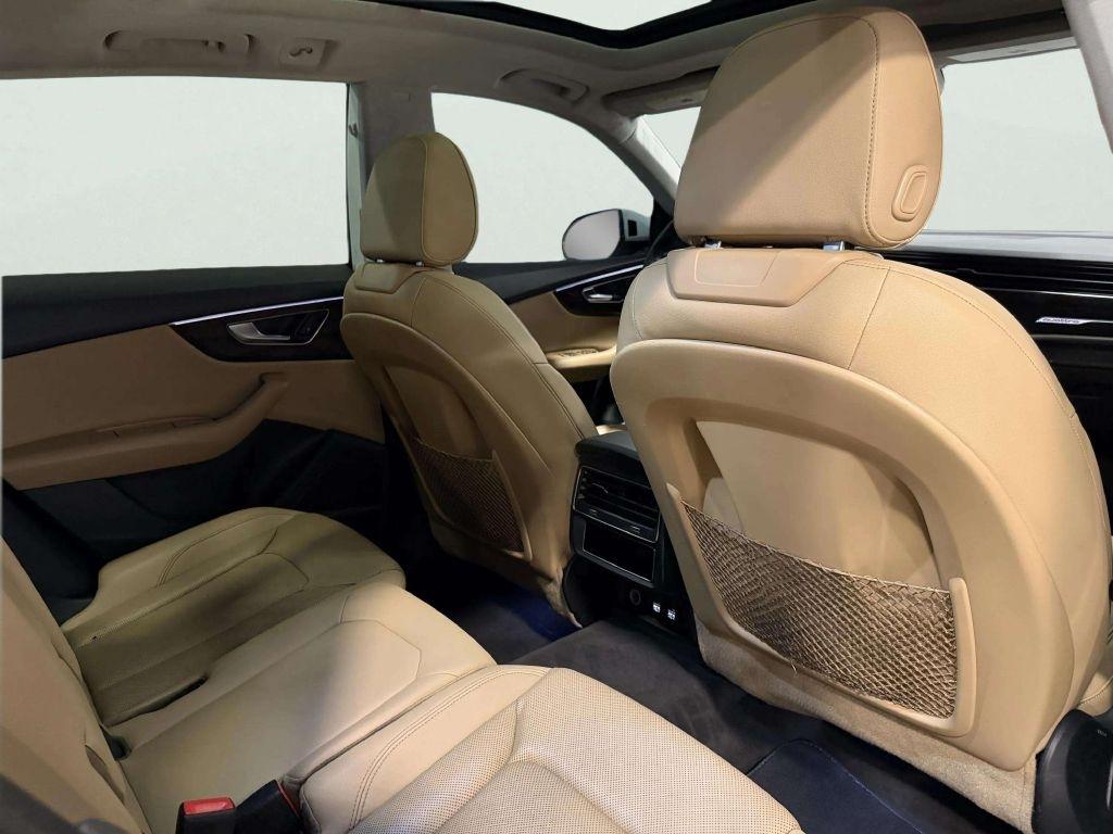 Audi Q8 Premium Plus 55 TFSI quattro 2019