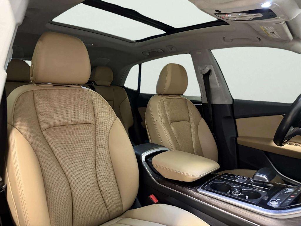 Audi Q8 Premium Plus 55 TFSI quattro 2019