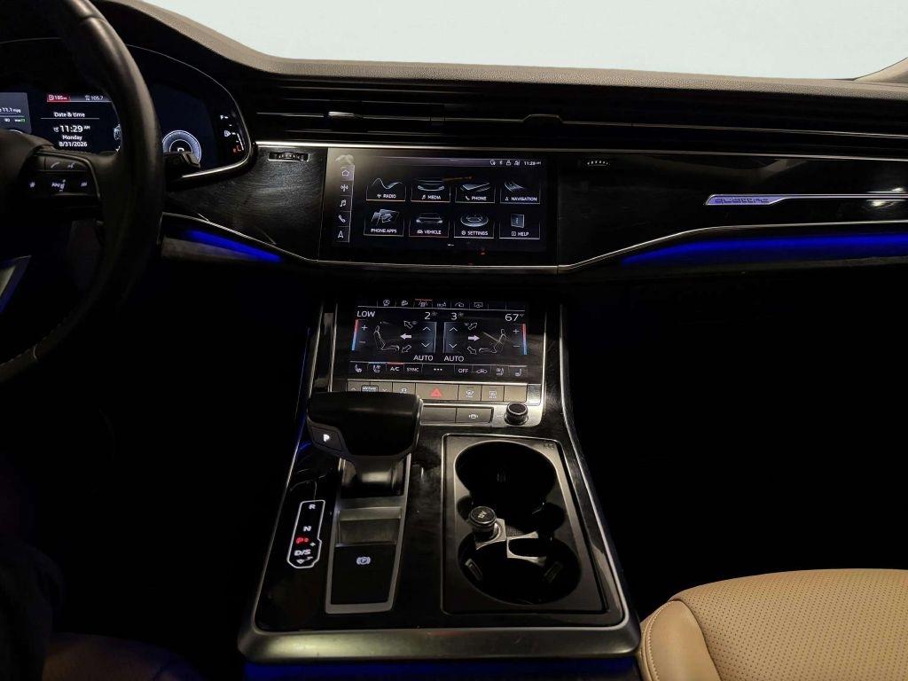 Audi Q8 Premium Plus 55 TFSI quattro 2019