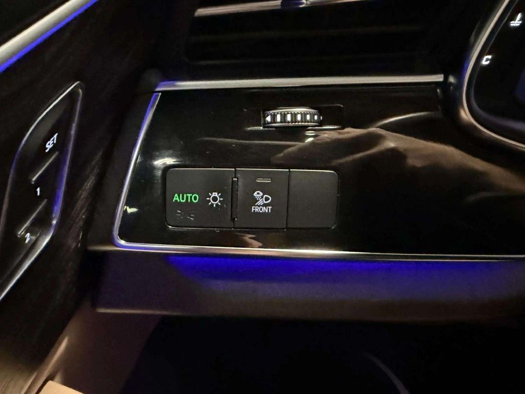 Audi Q8 Premium Plus 55 TFSI quattro 2019
