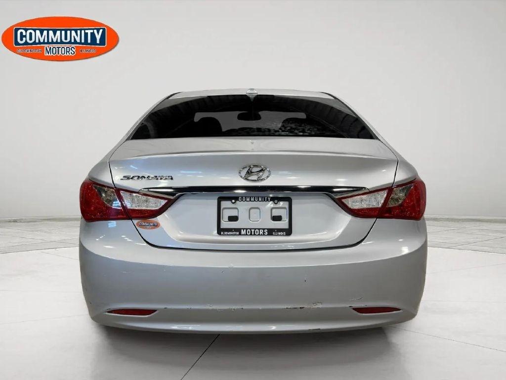 Hyundai Sonata 4dr Sdn 2.4L Auto GLS 2013