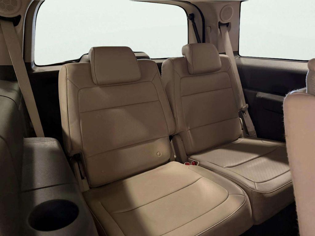 Ford Flex 4dr Titanium FWD 2011