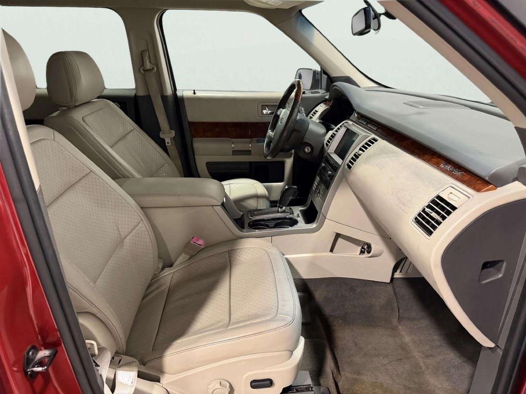 Ford Flex 4dr Titanium FWD 2011