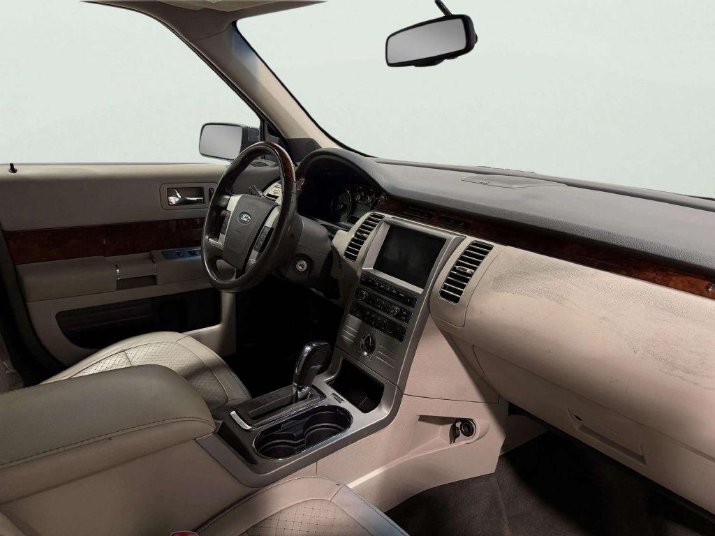 Ford Flex 4dr Titanium FWD 2011