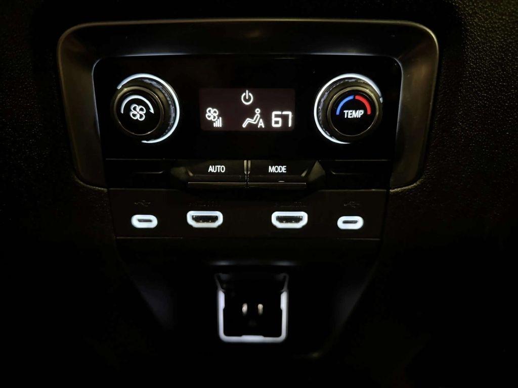 Chevrolet Tahoe 4WD 4dr Z71 2021