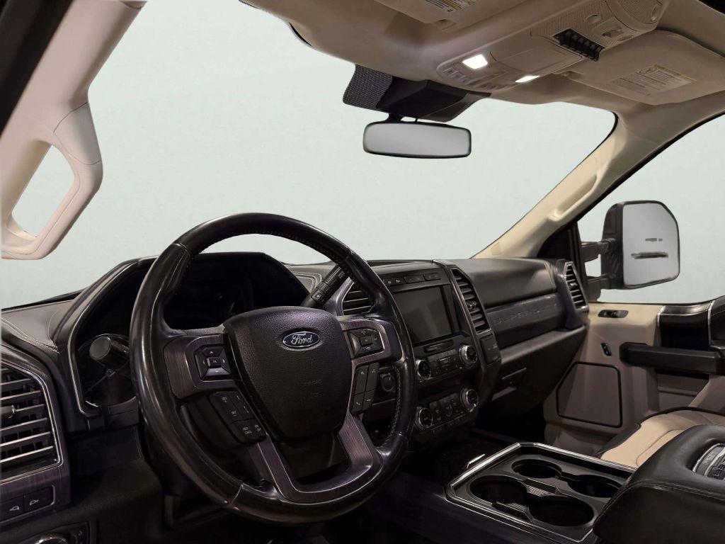 Ford Super Duty F-250 SRW King Ranch 4WD Crew Cab 8' Box 2021