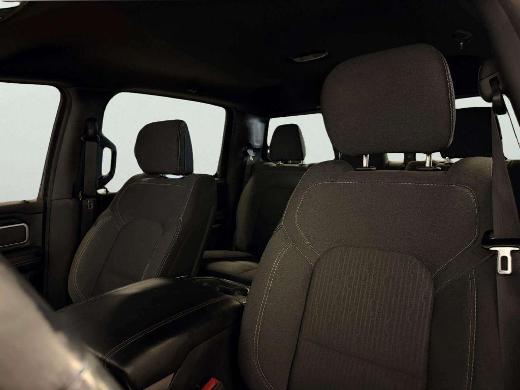 RAM 1500 Big Horn/Lone Star 4x4 Crew Cab 5'7" Box 2019