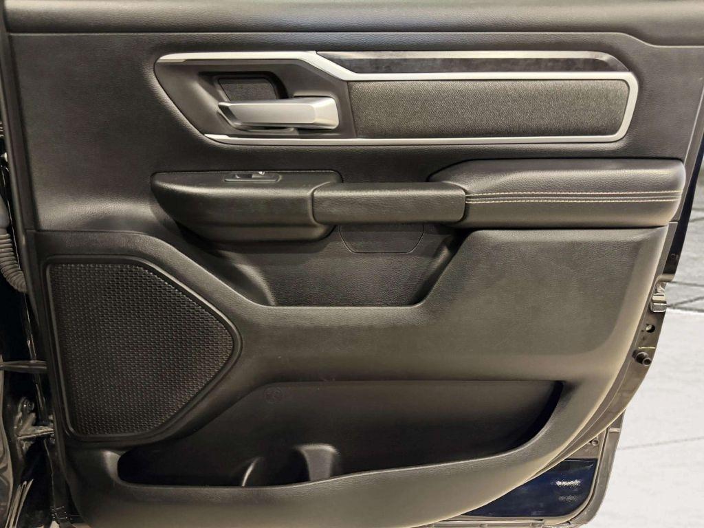 RAM 1500 Big Horn/Lone Star 4x4 Crew Cab 5'7" Box 2019