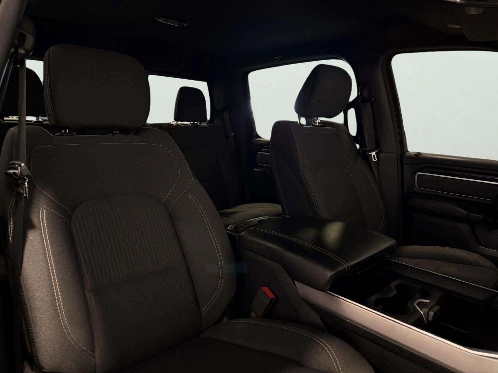RAM 1500 Big Horn/Lone Star 4x4 Crew Cab 5'7" Box 2019