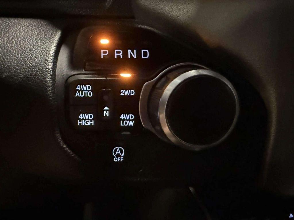 RAM 1500 Big Horn/Lone Star 4x4 Crew Cab 5'7" Box 2019
