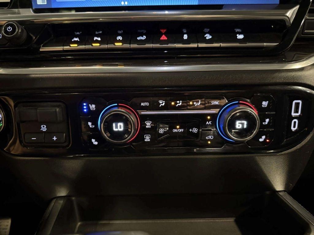 Chevrolet Silverado 1500 4WD Crew Cab 147" LTZ 2023