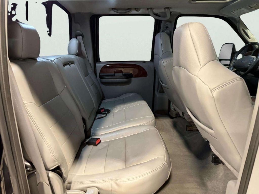 Ford Super Duty F-250 4WD Crew Cab 156" Harley-Davidson 2007