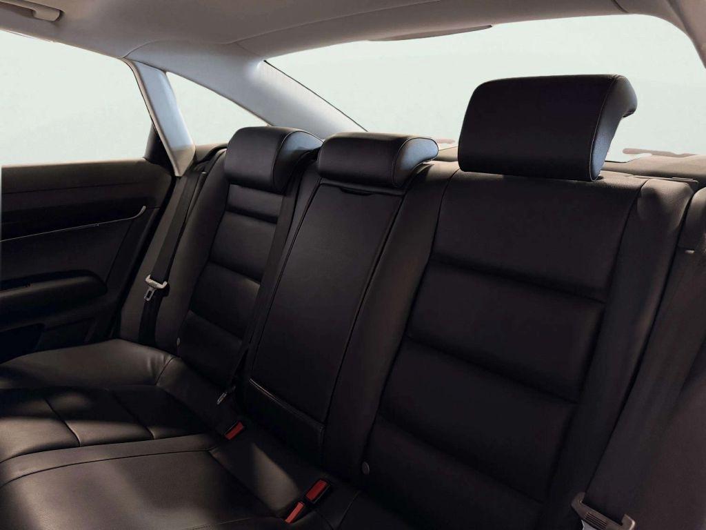 Audi A6 4dr Sdn quattro 3.0T Prestige 2011
