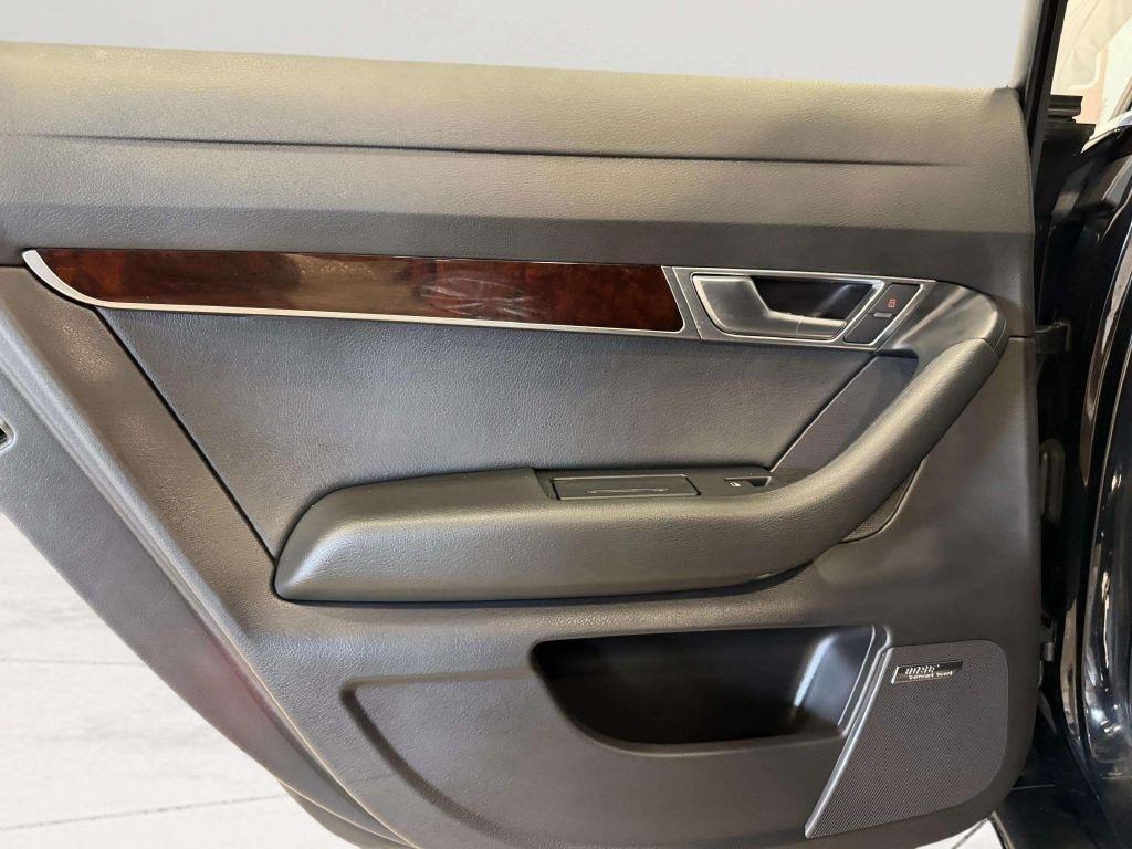 Audi A6 4dr Sdn quattro 3.0T Prestige 2011