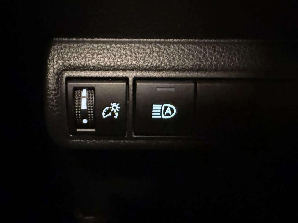 Toyota Corolla LE CVT (Natl) 2023