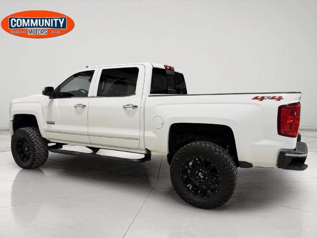 Chevrolet Silverado 1500 4WD Crew Cab 143.5" LTZ w/1LZ 2018