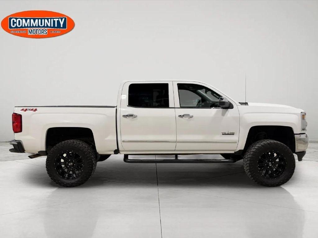 Chevrolet Silverado 1500 4WD Crew Cab 143.5" LTZ w/1LZ 2018