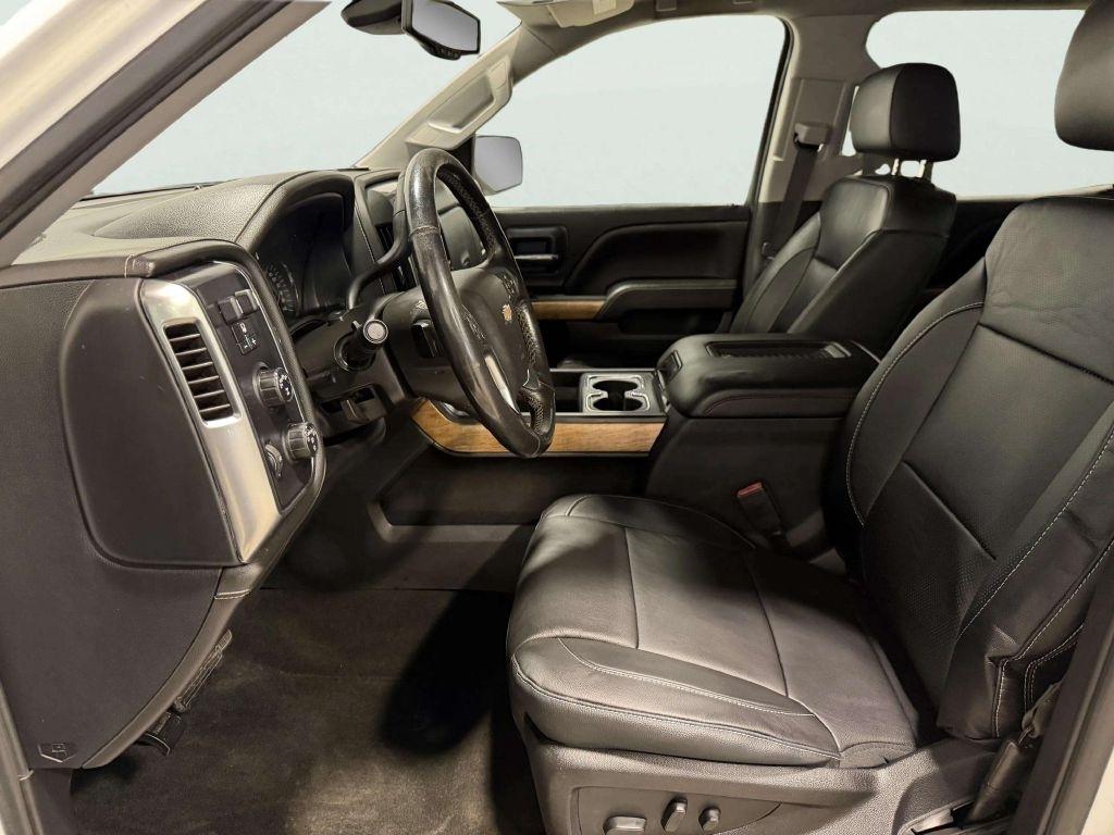 Chevrolet Silverado 1500 4WD Crew Cab 143.5" LTZ w/1LZ 2018