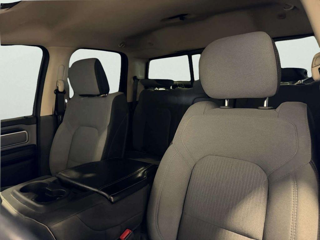 RAM 1500 Big Horn 4x4 Quad Cab 6'4" Box 2020