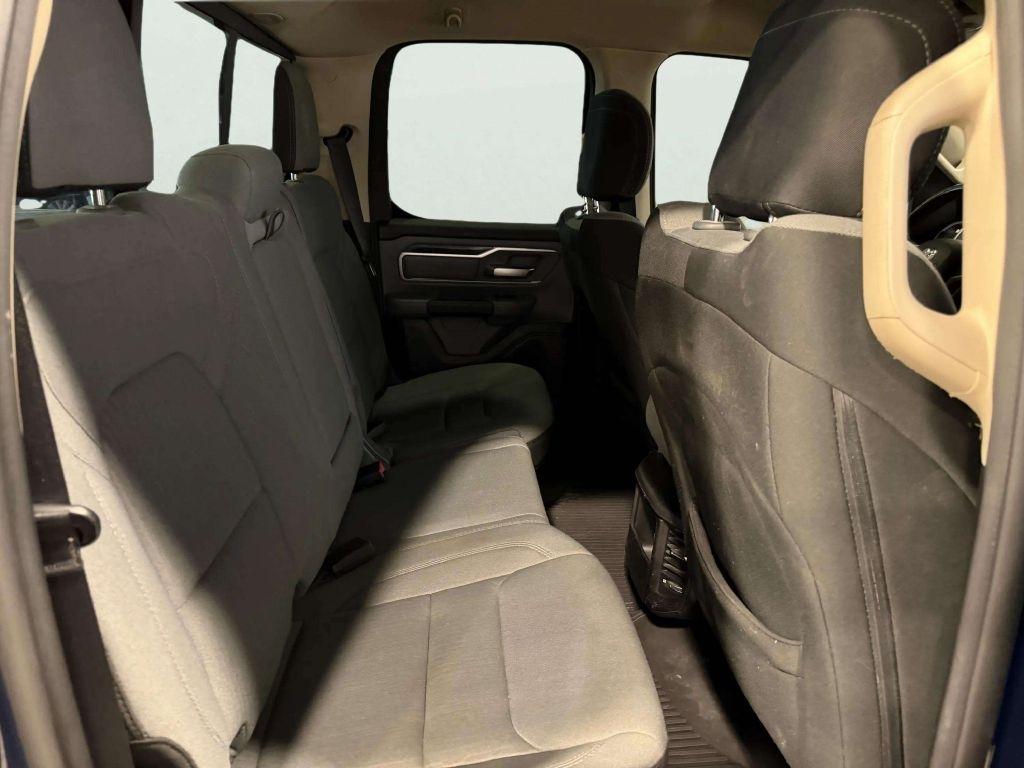 RAM 1500 Big Horn 4x4 Quad Cab 6'4" Box 2020