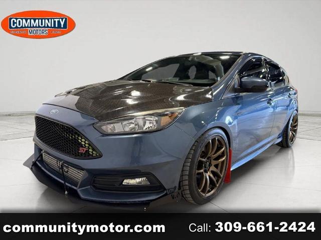 Blue 2018 Ford Focus Hatchback Front-Wheel Drive Manual