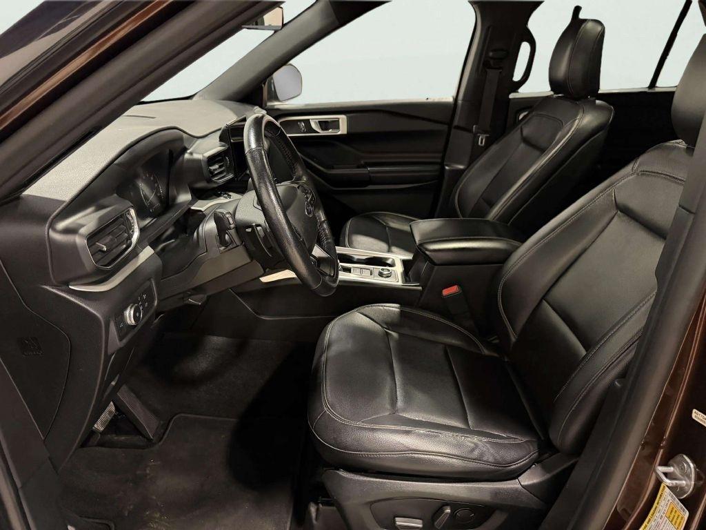 Ford Explorer XLT 4WD 2020