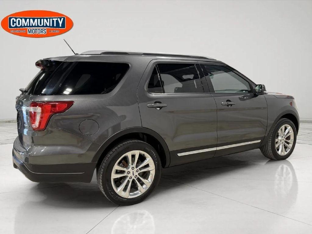 Ford Explorer XLT 4WD 2018