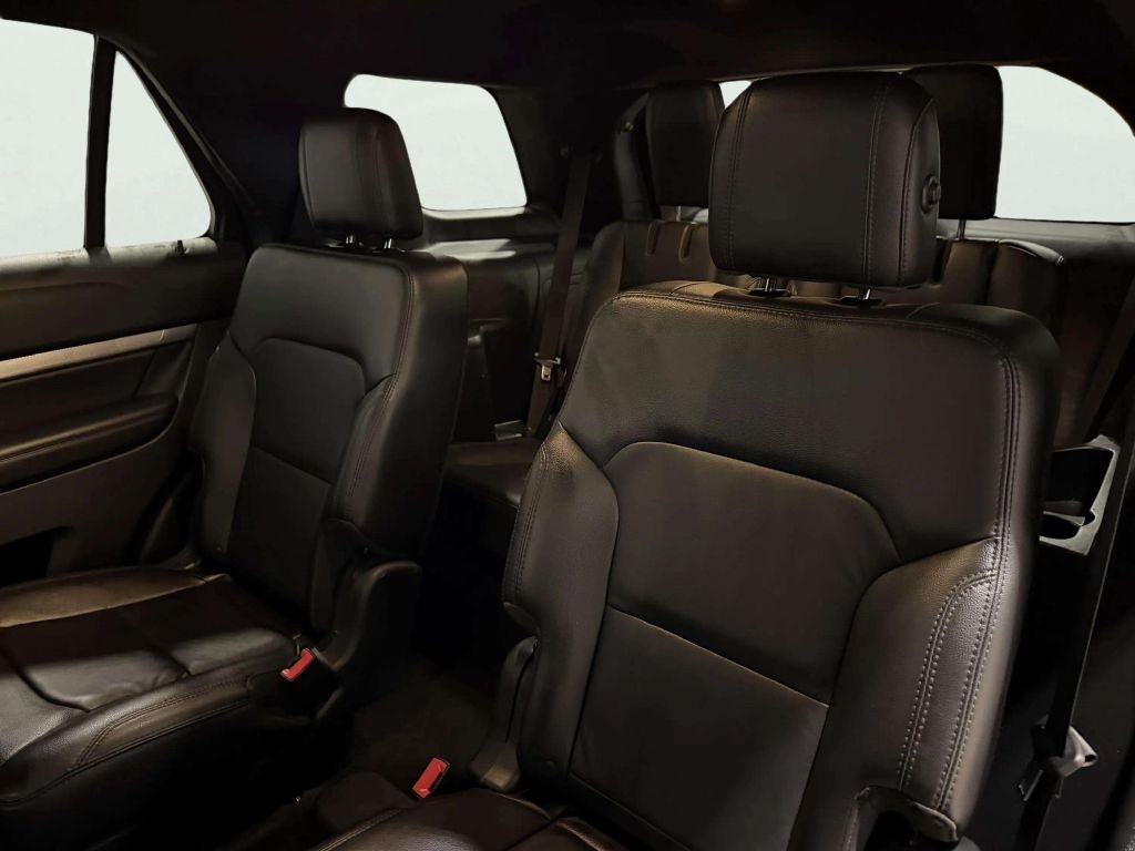 Ford Explorer XLT 4WD 2018