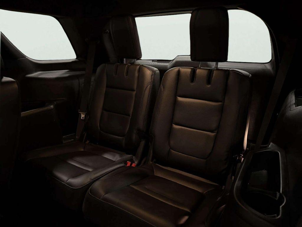 Ford Explorer XLT 4WD 2018