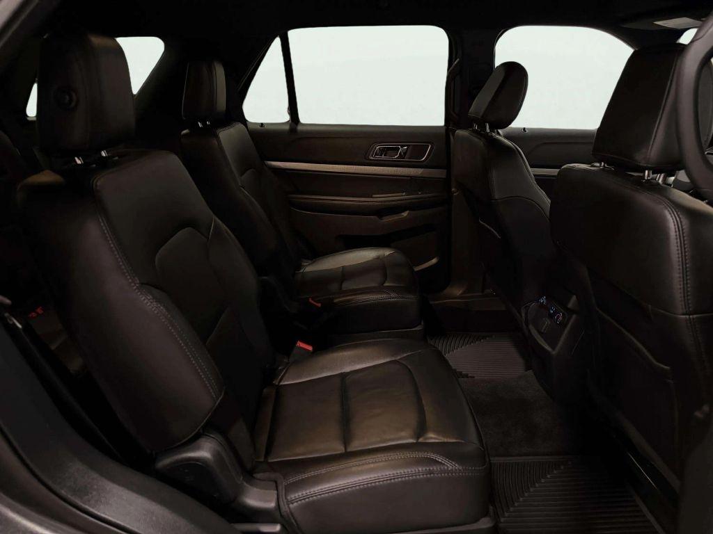 Ford Explorer XLT 4WD 2018