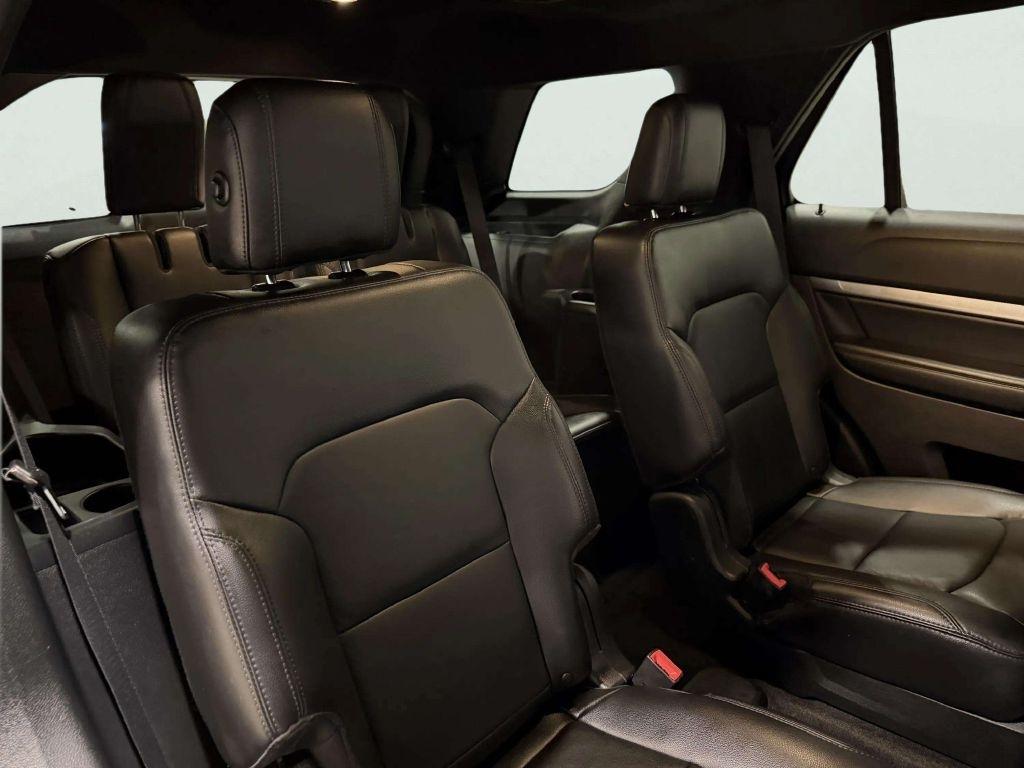 Ford Explorer XLT 4WD 2018