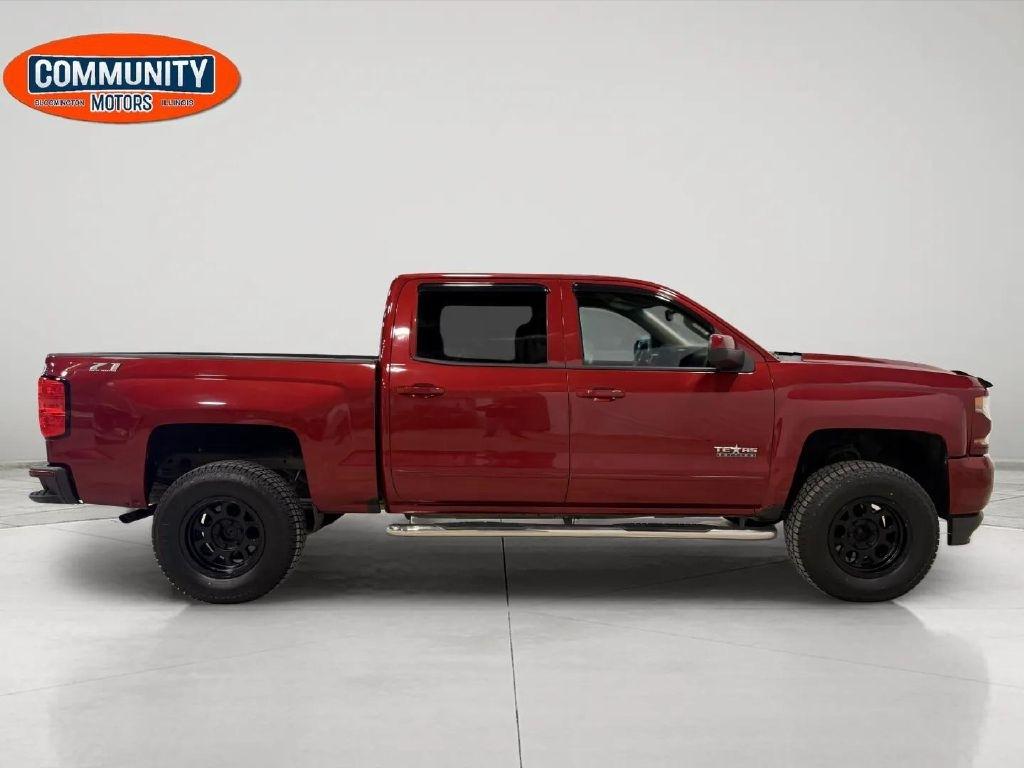 Chevrolet Silverado 1500 4WD Crew Cab 143.5" LT w/2LT 2018