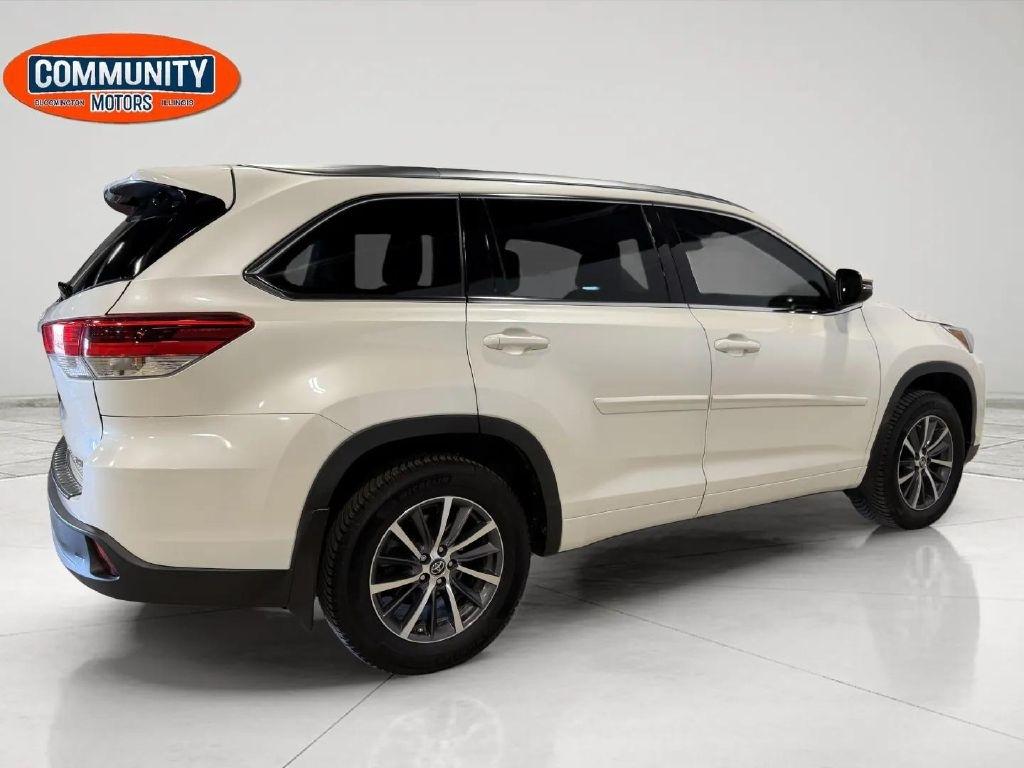 Toyota Highlander XLE V6 AWD (Natl) 2018