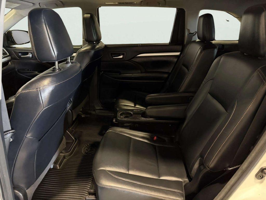 Toyota Highlander XLE V6 AWD (Natl) 2018