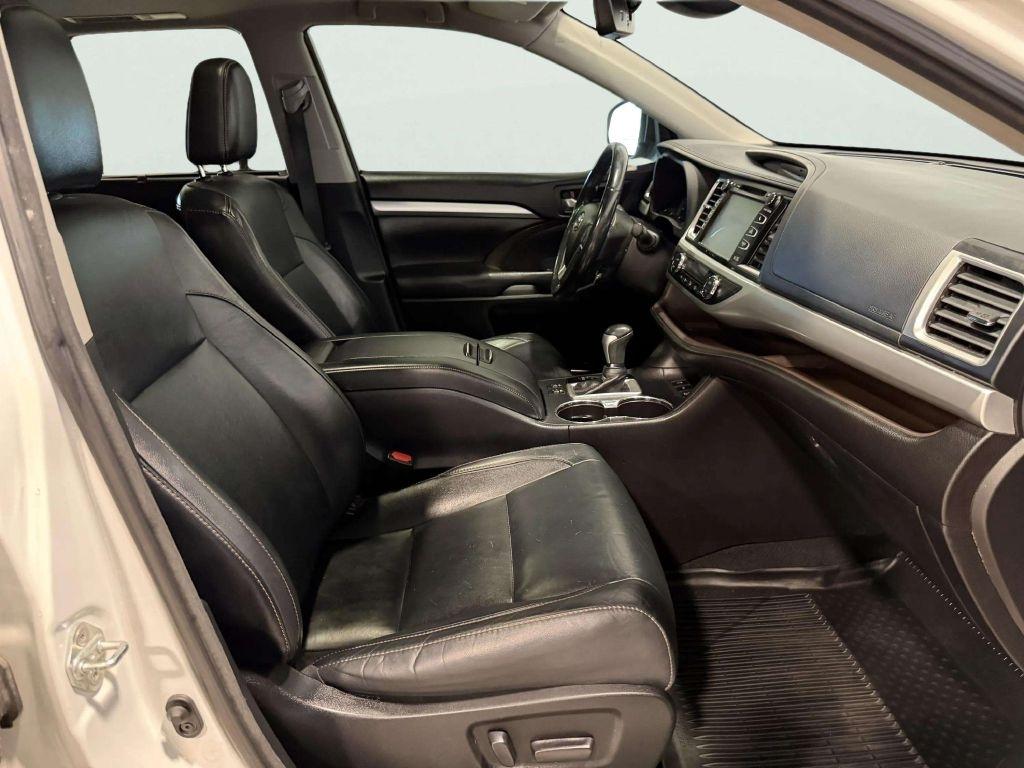 Toyota Highlander XLE V6 AWD (Natl) 2018
