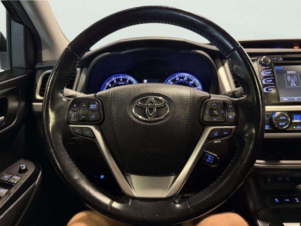 Toyota Highlander XLE V6 AWD (Natl) 2018