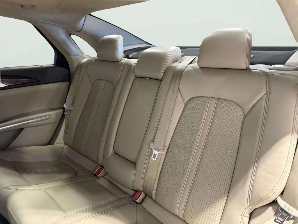 Lincoln MKZ 4dr Sdn AWD 2016