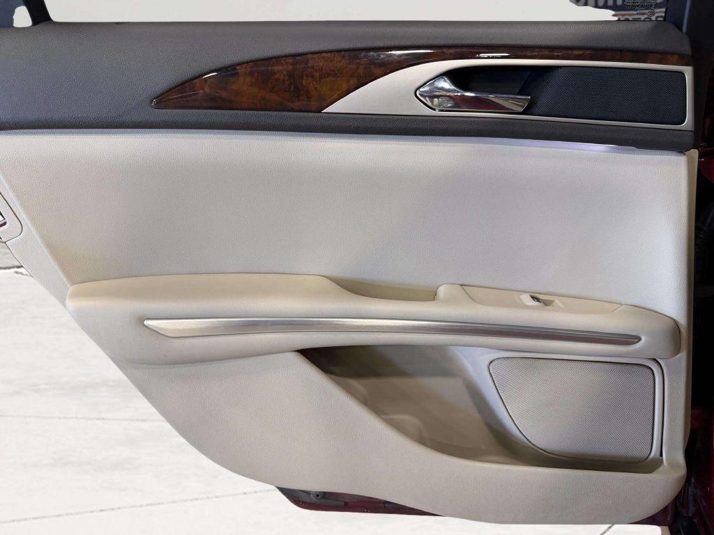Lincoln MKZ 4dr Sdn AWD 2016