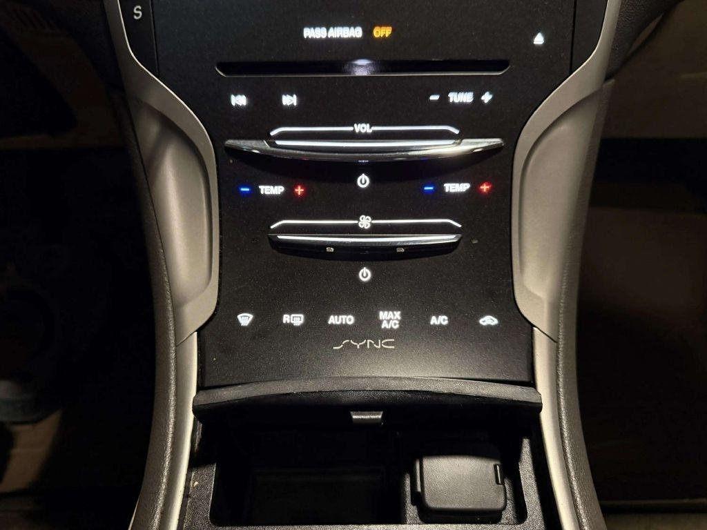 Lincoln MKZ 4dr Sdn AWD 2016