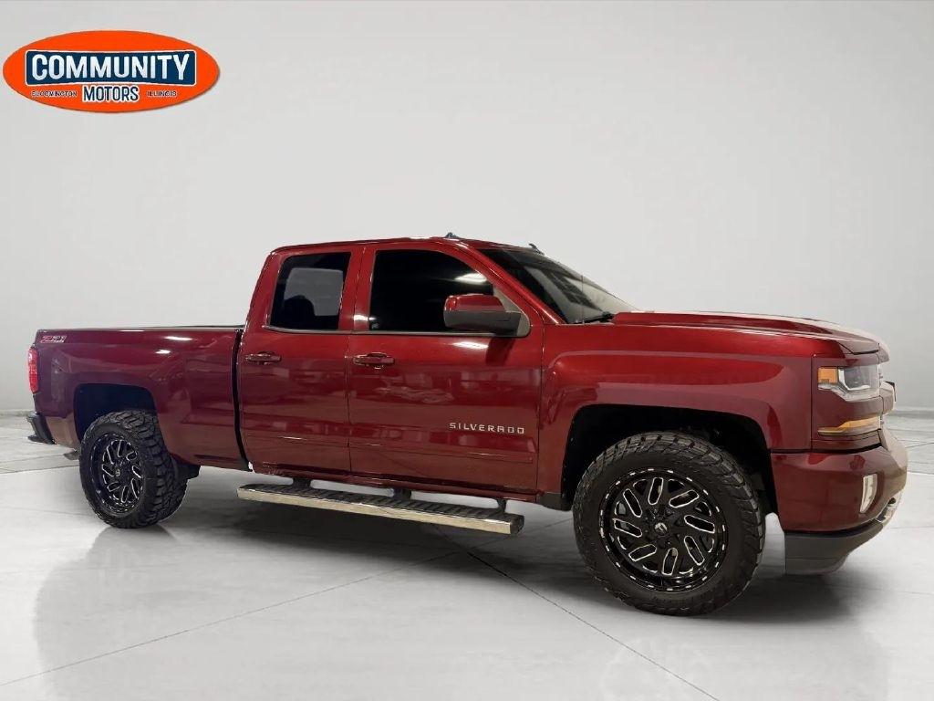 Chevrolet Silverado 1500 4WD Double Cab 143.5" LT w/2LT 2017
