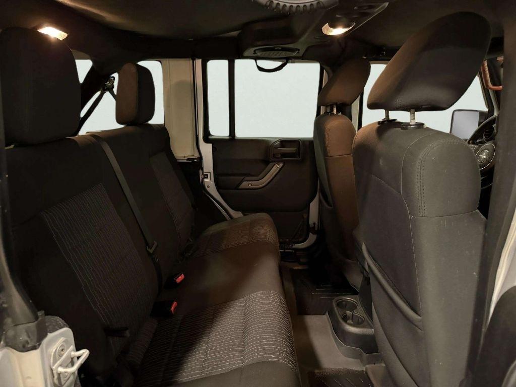 Jeep Wrangler Unlimited 4WD 4dr Sport 2011