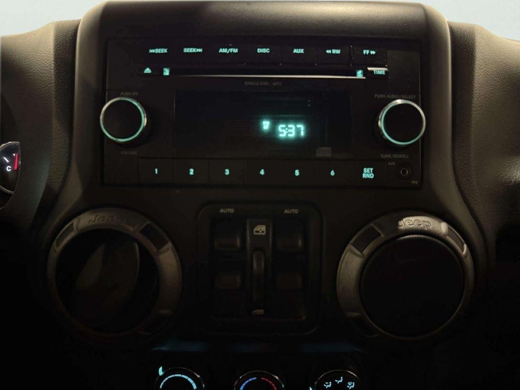 Jeep Wrangler Unlimited 4WD 4dr Sport 2011