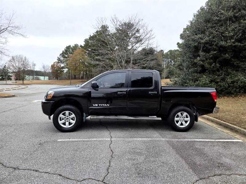 Nissan Titan  2014