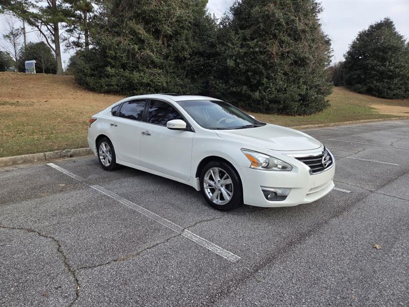 Nissan Altima  2015