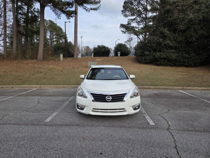 Nissan Altima  2015
