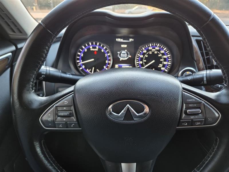 Infiniti Q50  2014