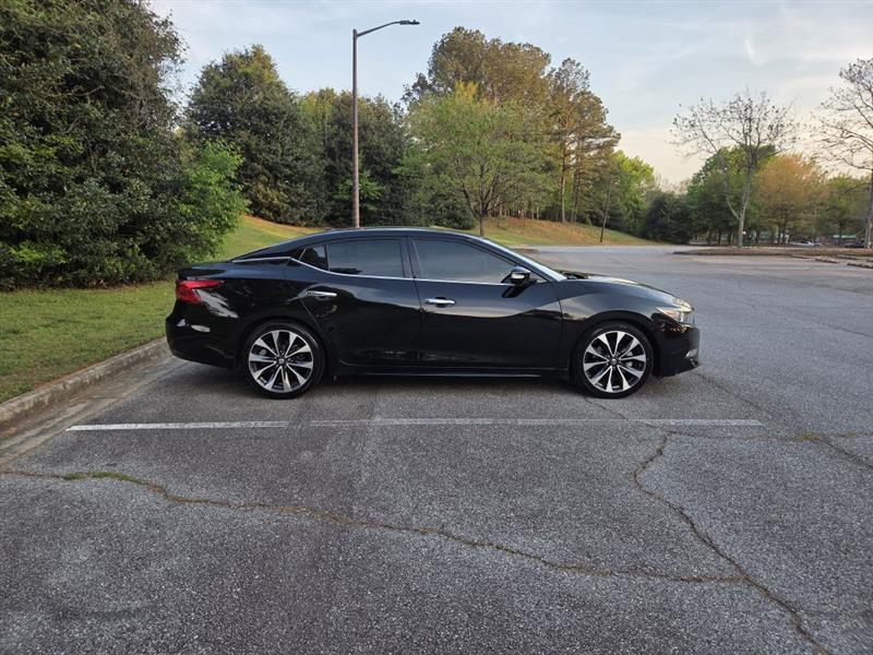 Nissan Maxima  2017