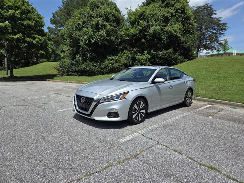 Nissan Altima  2019