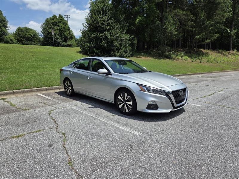 Nissan Altima  2019